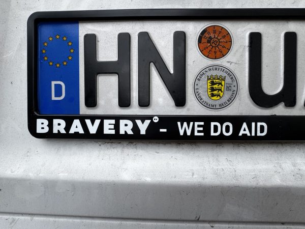 Soli Kennzeichenhalter Bravery - We do Aid  ( Set ) – Bild 3